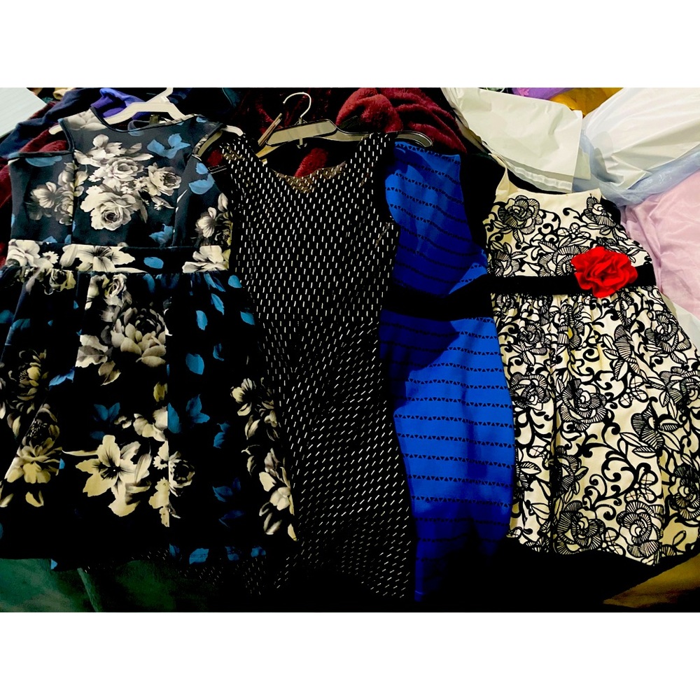 Girls dresses lot sz8